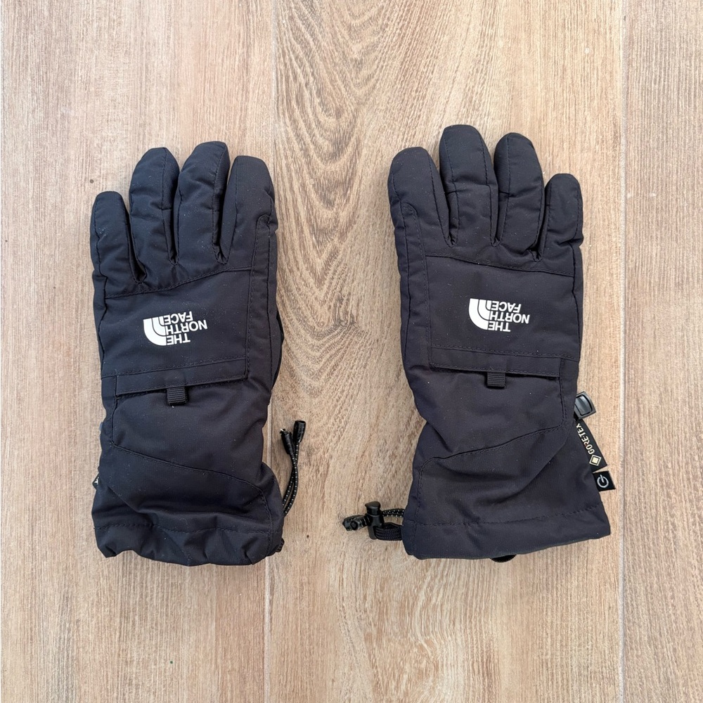 The North Face Black Insulated Gloves For Kids